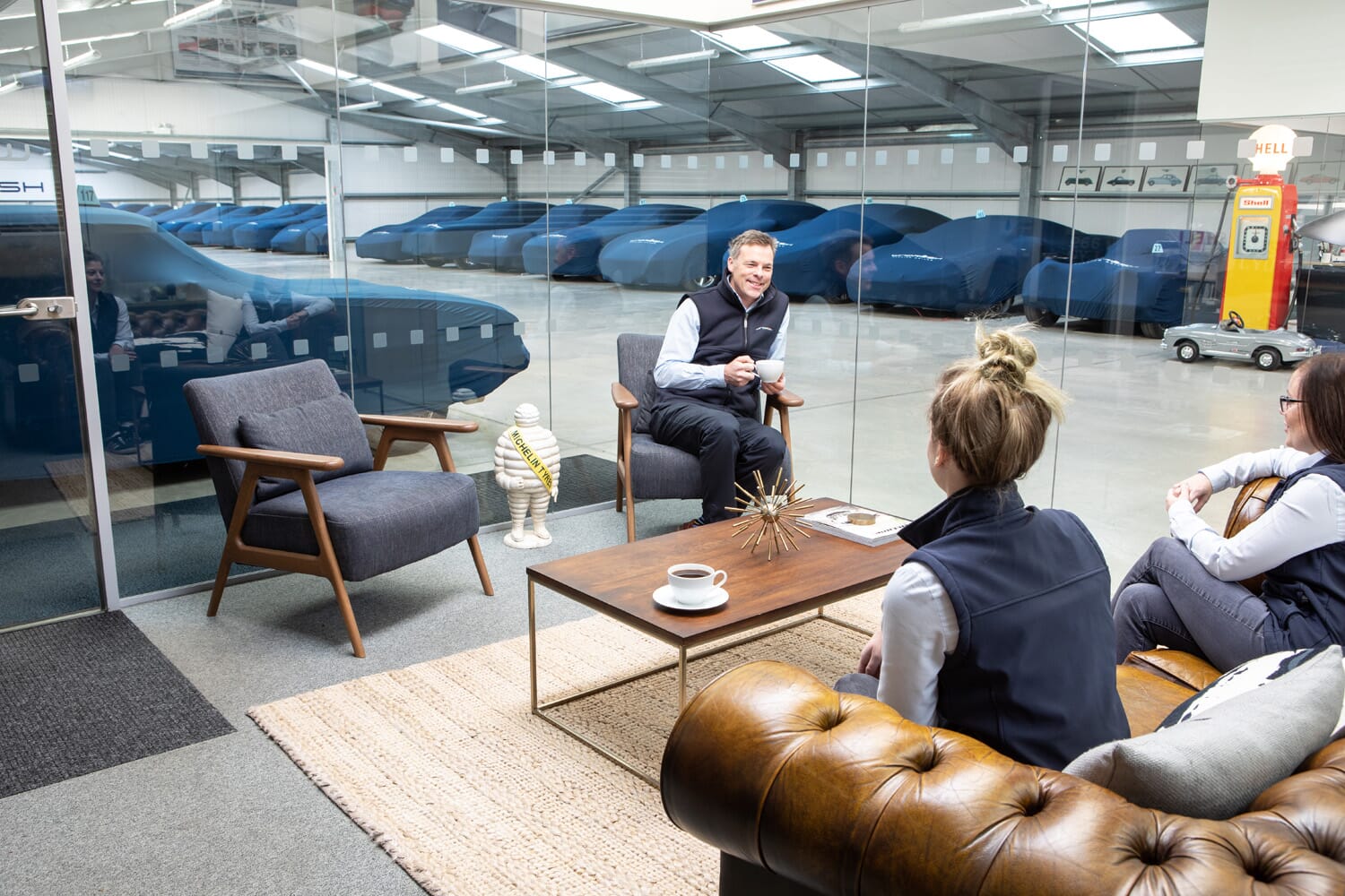 what-to-look-for-when-visiting-a-car-storage-company-main-original-1.jpg?w=1024&h=683&scale