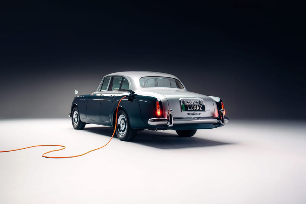Converted_Bentley_by_Lunaz