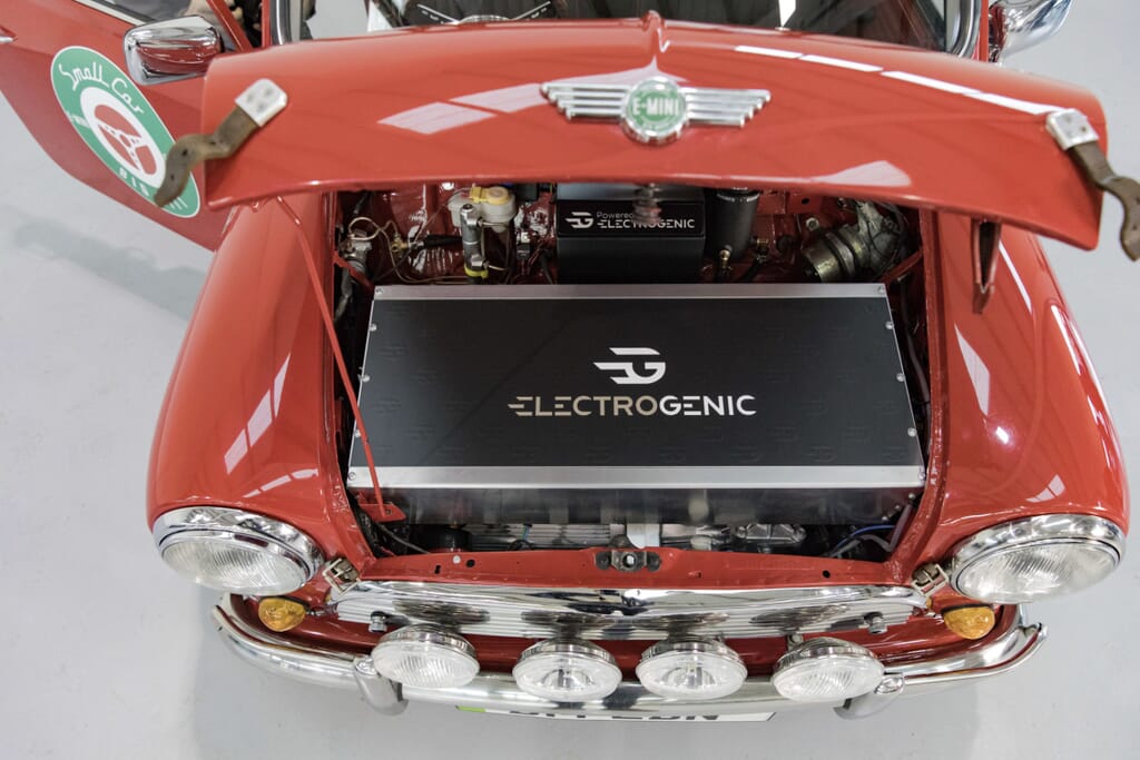 small_car_big_city_mini