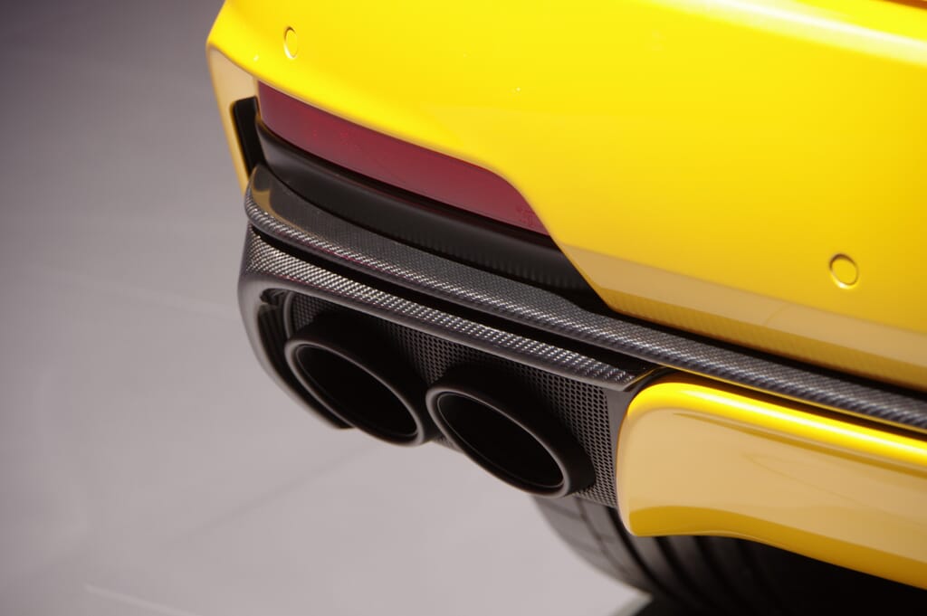 Carbon_Fibre_cleaning_techniques